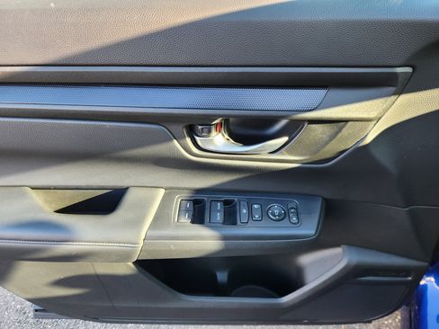 Certified 2024 Honda CR-V EX image 17