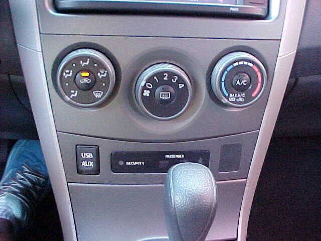 Used 2012 Toyota Corolla S FWD image 26
