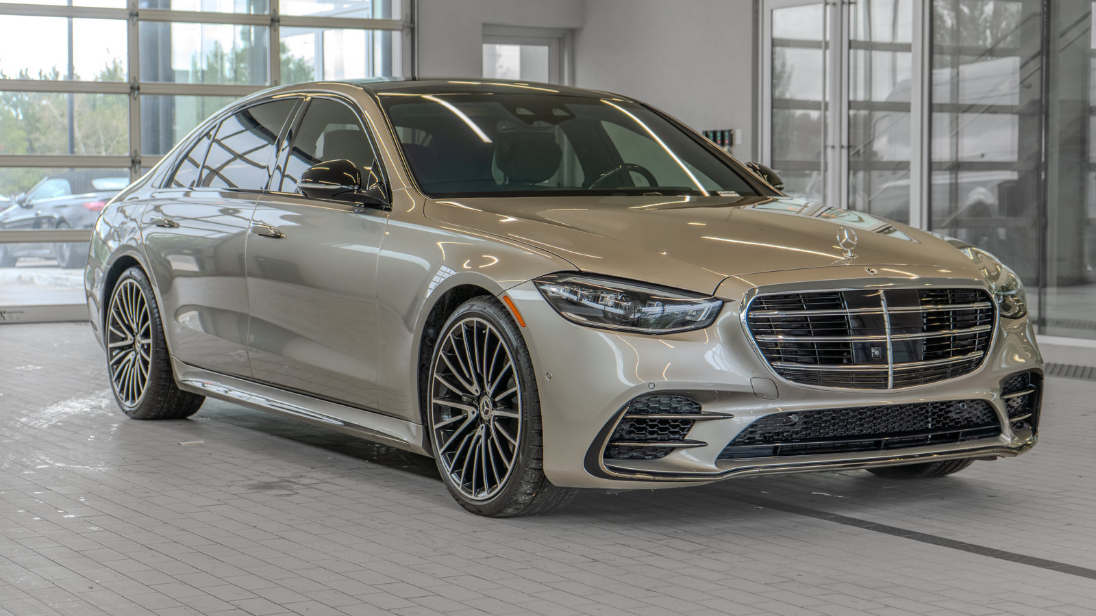 Used 2024 Mercedes-Benz S 580 4MATIC Sedan image 21