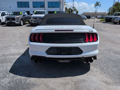 Used 2019 Ford Mustang GT Premium image 4