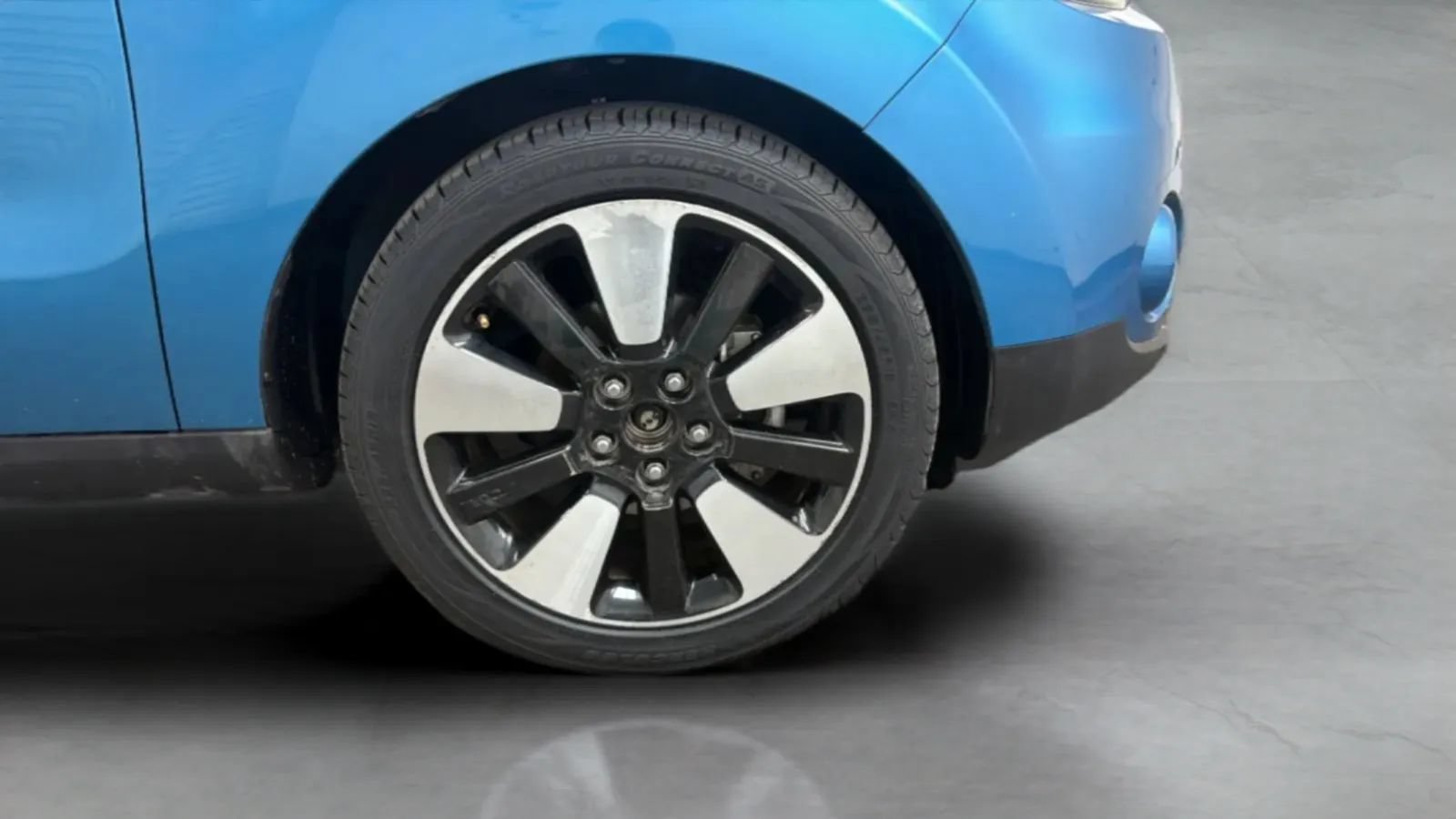 Used 2018 Kia Soul + FWD image 23