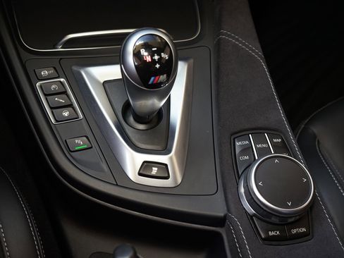 Used 2020 BMW M4 CS w/ Executive Package image 22