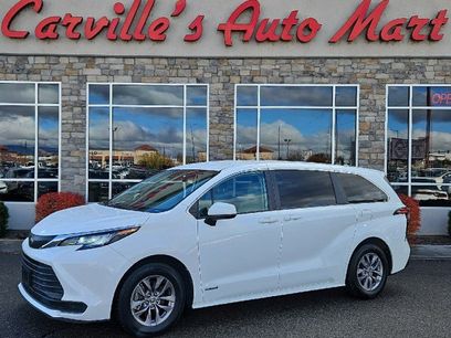 Used 2021 Toyota Sienna LE