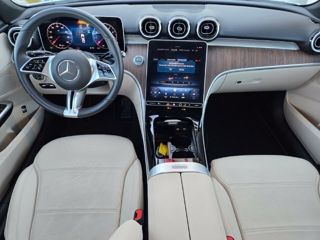 Used 2025 Mercedes-Benz C 300 Sedan image 11