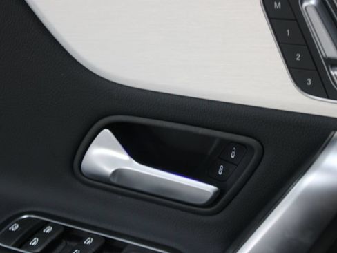 Used 2025 Mercedes-Benz CLA 250 image 36