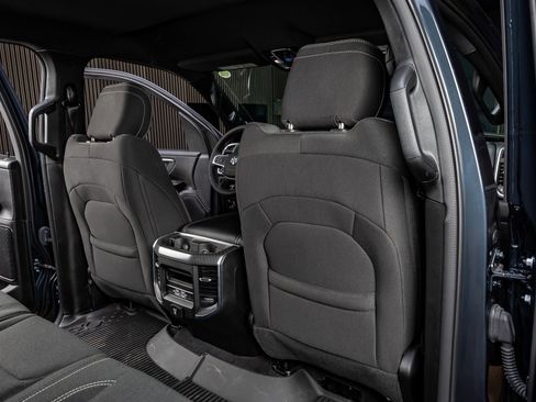 Used 2025 RAM 1500 Big Horn image 32