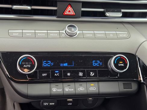 New 2026 Hyundai Elantra Sport FWD image 21