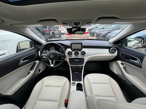 Used 2015 Mercedes-Benz GLA 250 4MATIC image 40