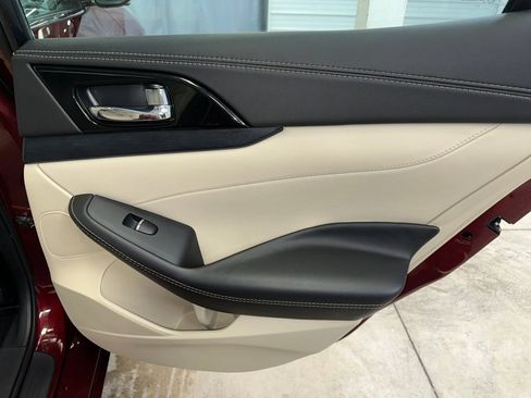 Used 2021 Nissan Maxima Platinum w/ Sport Mat Group image 25