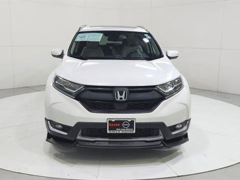 Used 2019 Honda CR-V Touring image 2