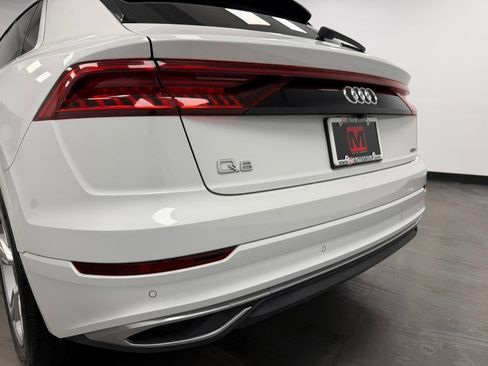 Used 2019 Audi Q8 Premium w/ Convenience Package image 17