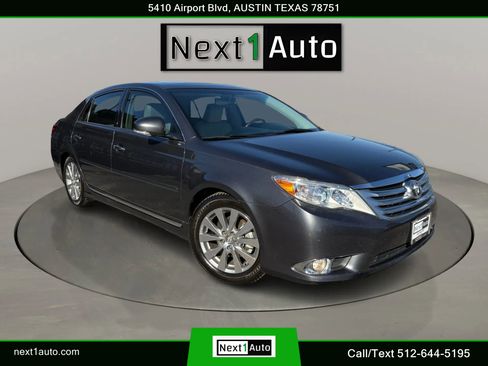 Used 2012 Toyota Avalon Limited image 1