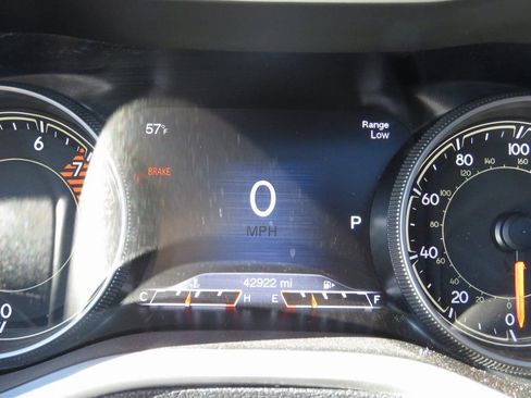 Used 2018 Jeep Cherokee Overland w/ Heavy Duty Protection Group image 22