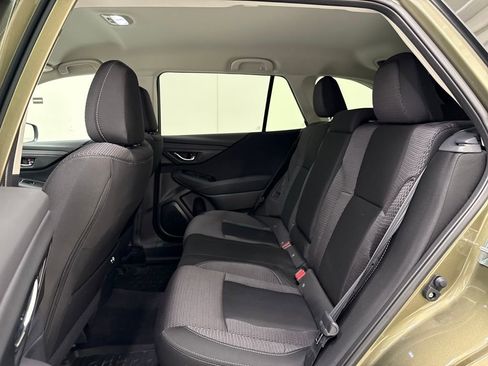 Used 2025 Subaru Outback Premium w/ Popular Package #1A image 25