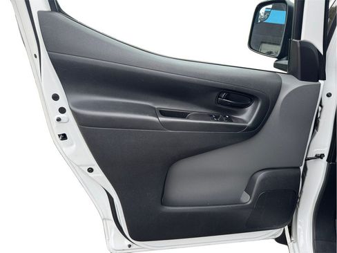 Used 2019 Nissan NV200 S FWD image 16