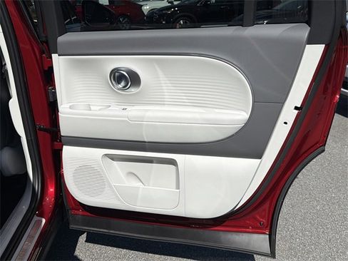 New 2026 Hyundai Ioniq 9 SEL image 16