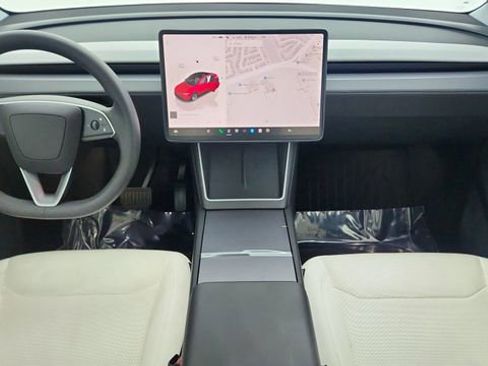 Used 2026 Tesla Model Y AWD image 86