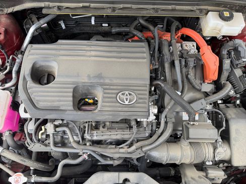 Used 2024 Toyota Crown AWD/4WD image 21