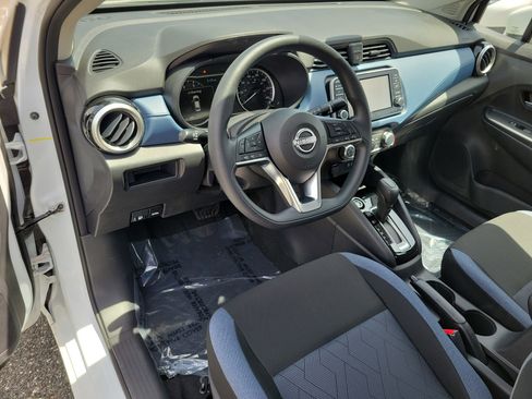 New 2025 Nissan Versa SV w/ Trunk Package FWD image 17