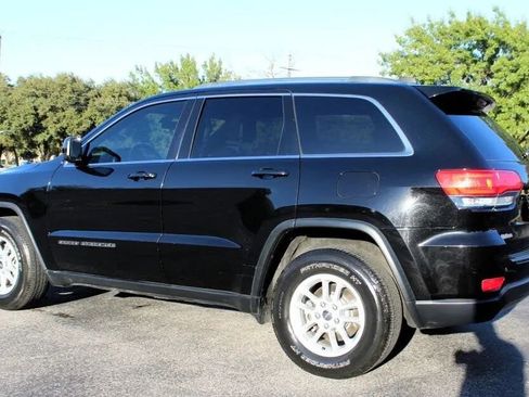 Used 2019 Jeep Grand Cherokee Limited AWD/4WD image 4