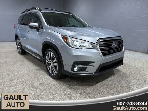 Used 2019 Subaru Ascent Limited image 1