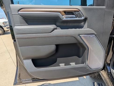 New 2026 Chevrolet Silverado 2500 High Country w/ High Country Premium Package AWD/4WD image 12
