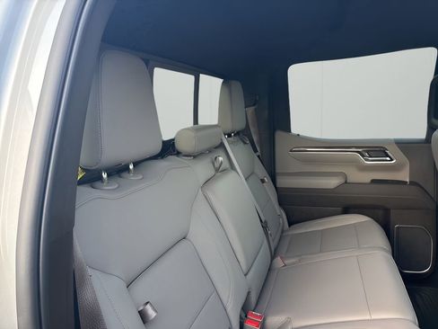 Used 2024 Chevrolet Silverado 1500 LTZ w/ LTZ Convenience Package II image 17