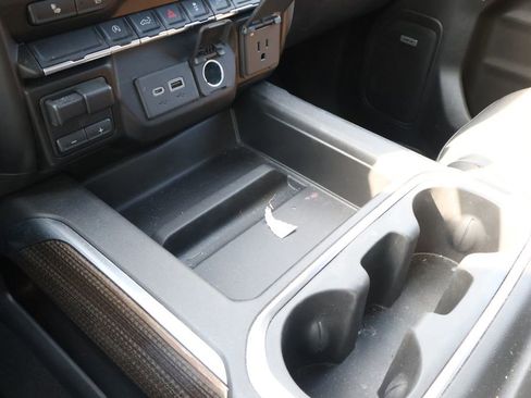 Used 2020 Chevrolet Silverado 1500 RST w/ Rally Edition image 33