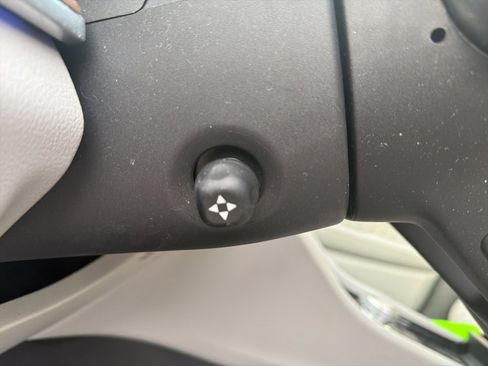 Certified 2022 Jeep Grand Cherokee Summit image 9