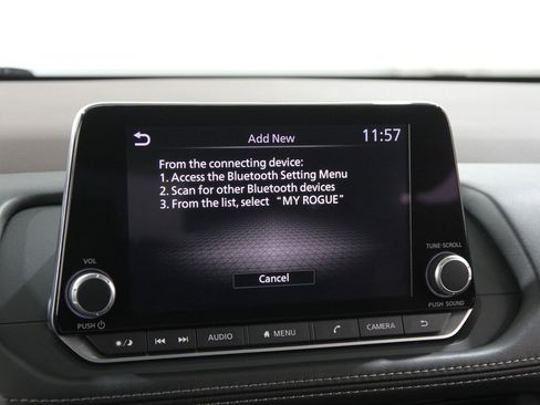 Used 2023 Nissan Rogue S image 11