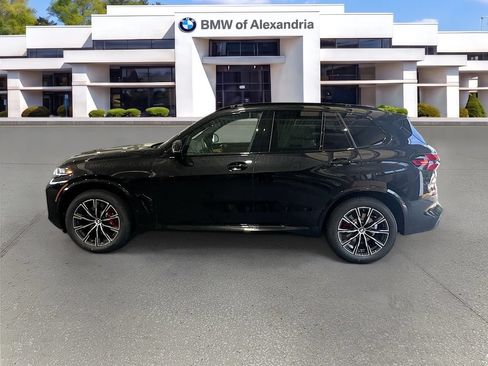 New 2026 BMW X5 xDrive40i w/ M Sport Package AWD/4WD image 8