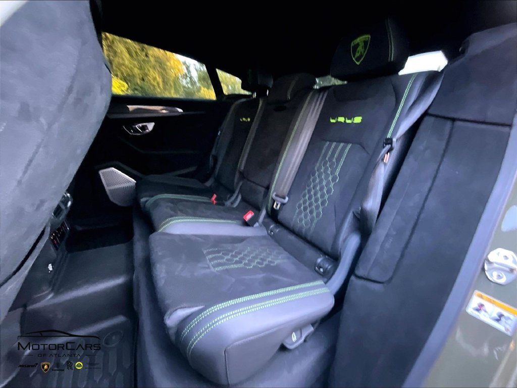Used 2023 Lamborghini Urus Performante AWD/4WD image 21