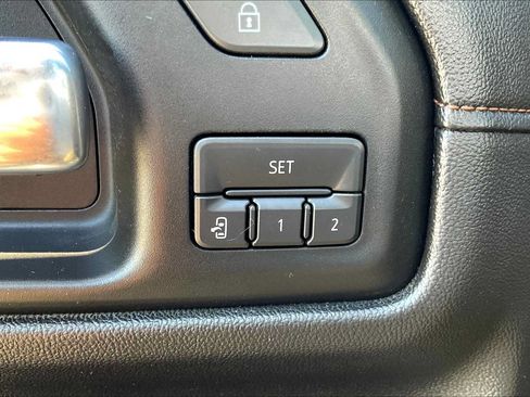 Used 2019 GMC Sierra 1500 AT4 w/ AT4 Premium Package AWD/4WD image 14