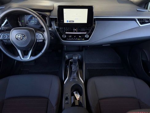 Used 2026 Toyota Corolla SE FWD image 9