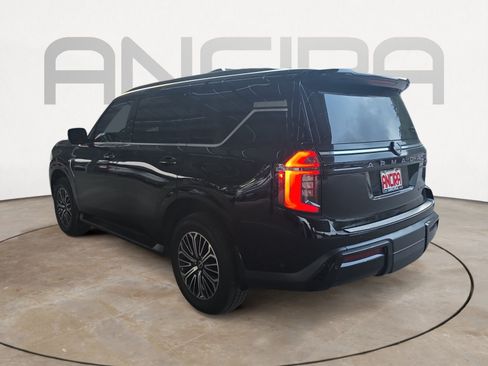Used 2025 Nissan Armada Platinum w/ Convenience Package RWD image 6