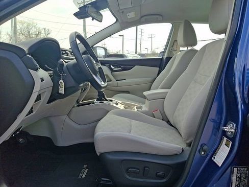 Used 2022 Nissan Rogue Sport SV image 13