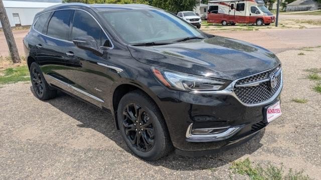 Used 2021 Buick Enclave Avenir w/ Avenir Technology Package AWD/4WD image 2