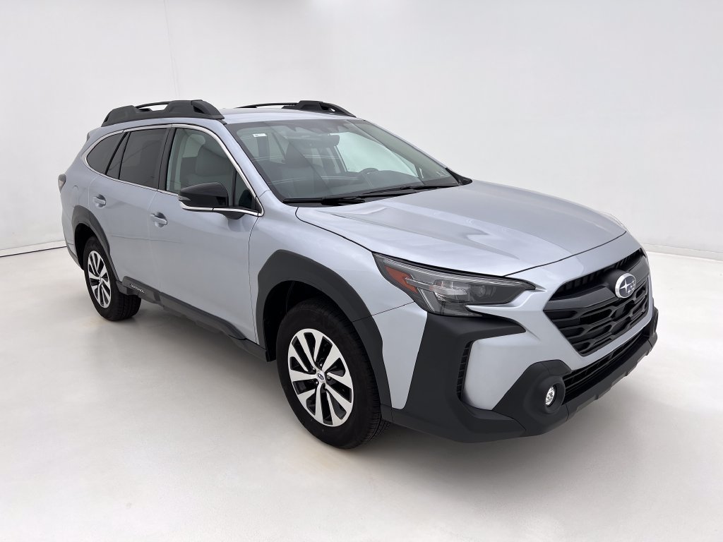 Used 2025 Subaru Outback Premium w/ Popular Package #1A AWD/4WD image 2