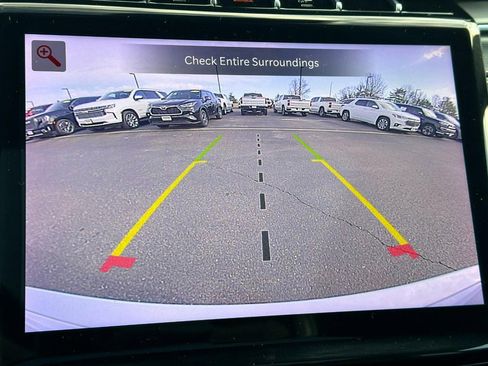 Used 2024 Jeep Grand Cherokee Limited image 25