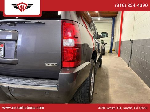 Used 2010 Chevrolet Tahoe LTZ image 16