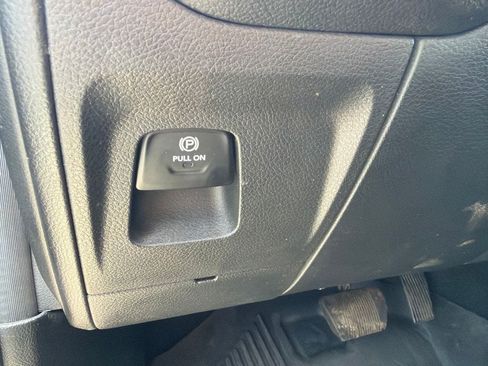Used 2023 RAM 1500 Big Horn AWD/4WD image 22