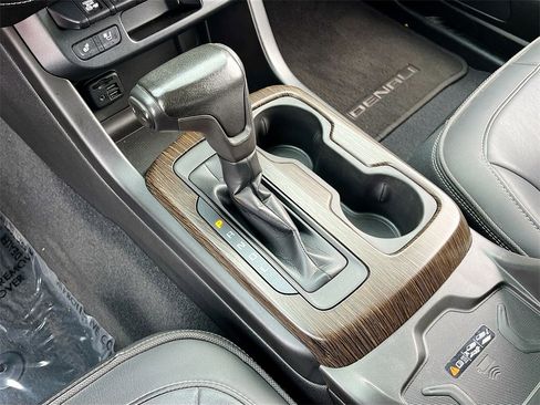 Used 2019 GMC Canyon Denali image 17