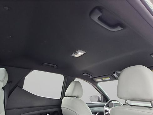 Used 2026 Hyundai Santa Cruz SEL FWD image 16