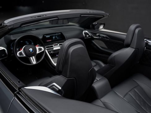Used 2022 BMW M8 Competition w/ M Carbon Exterior Package AWD/4WD image 77