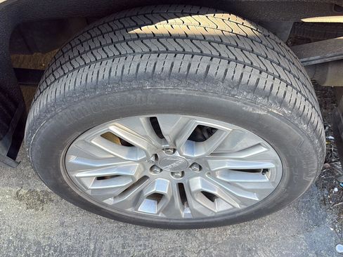 Used 2021 GMC Sierra 1500 Denali w/ Denali Ultimate Package image 4