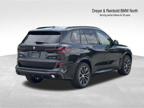 New 2026 BMW X5 xDrive40i w/ M Sport Package AWD/4WD image 7