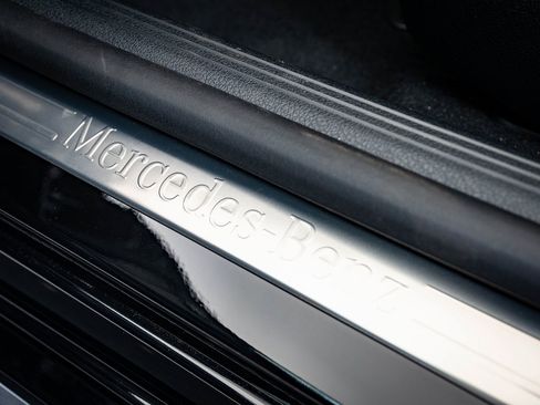 Certified 2025 Mercedes-Benz C 300 4MATIC Sedan image 18