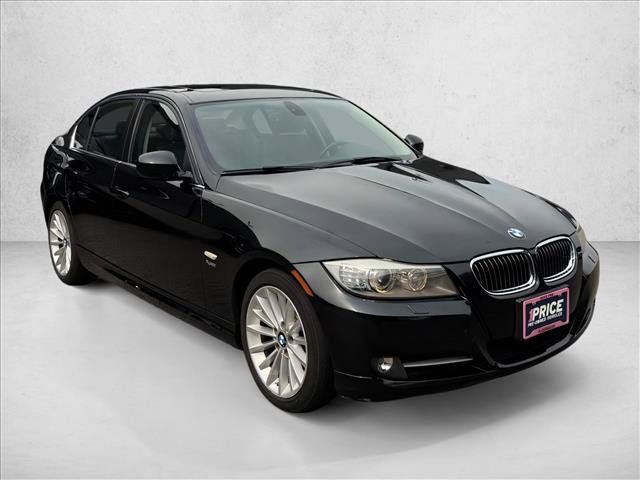 Used 2011 BMW 335i xDrive Sedan AWD/4WD image 3