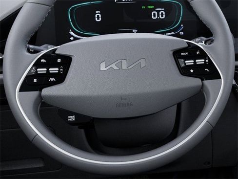 New 2025 Kia Niro EX w/ EX Cold Weather Package image 22