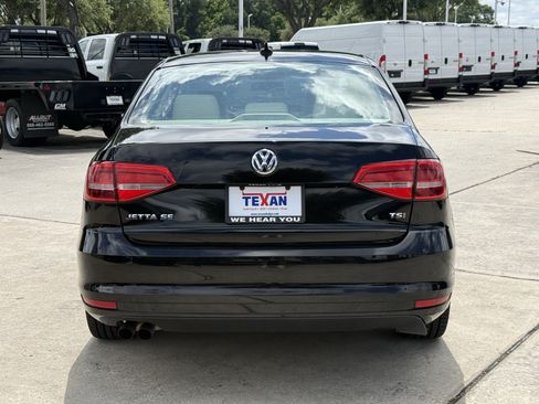 Used 2015 Volkswagen Jetta SE FWD image 6